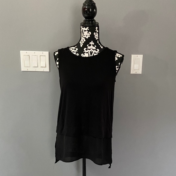 2 Sleeveless tops for $20.00 Alfred Sung - Picture 1 of 2